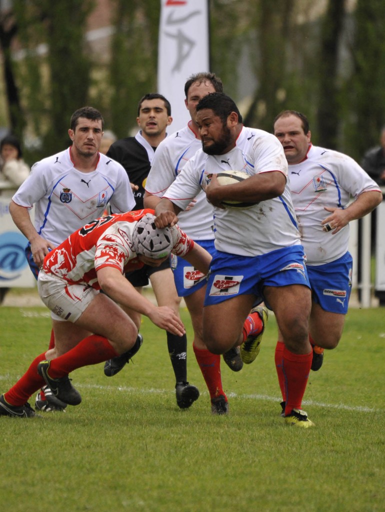 Les Hagetmautiens filent vers les phases finales dans le sillage de Tuni Kafoa. (Photo Jean-Louis Tastet)